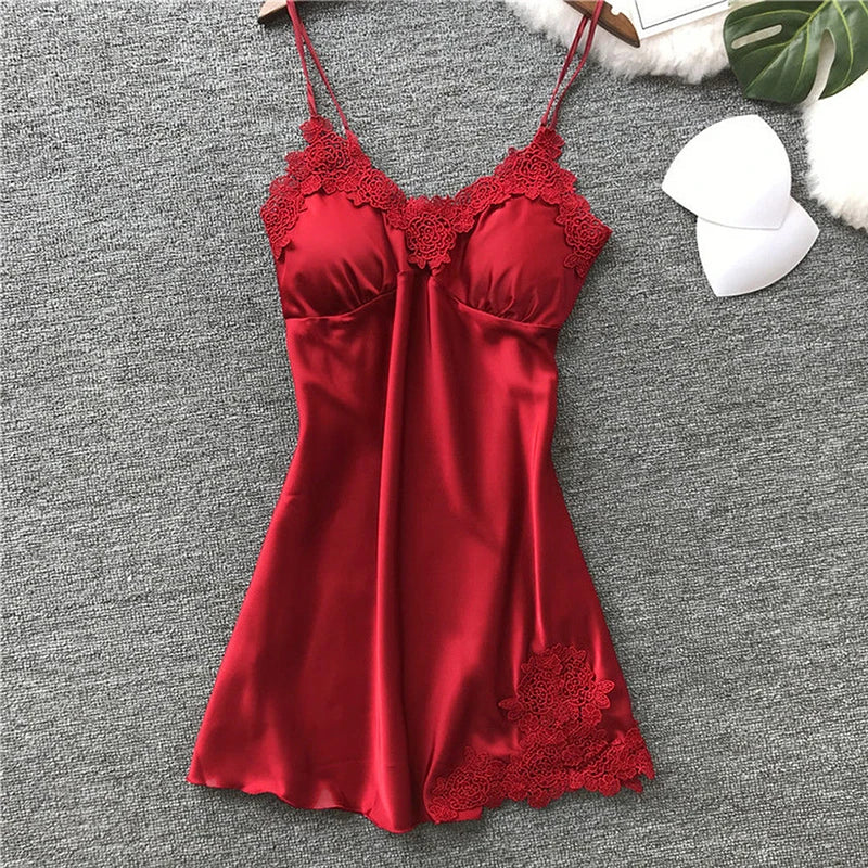 Red / S