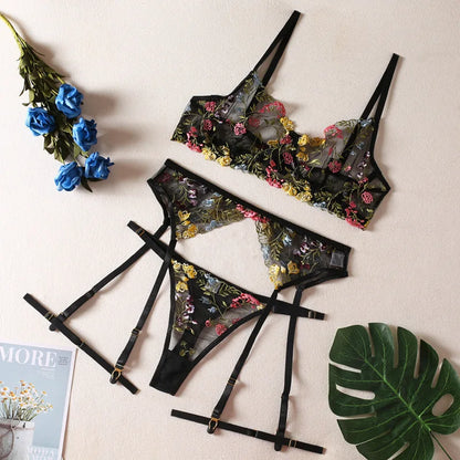 Krasapt Sexy Lace Embroidery 3-Piece Sets Transparent Sensual Fancy Beautiful Bra Brief Set Attractive Intimate Bilizna Outfits